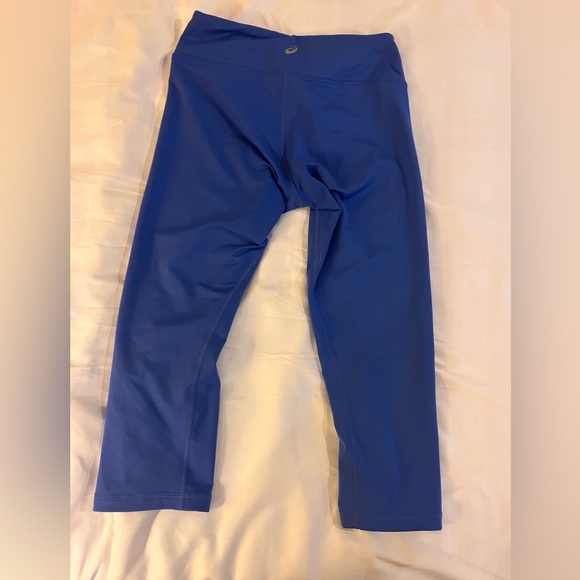 Asics Blue Mid-Rise Capri Leggings - Picture 3 of 8